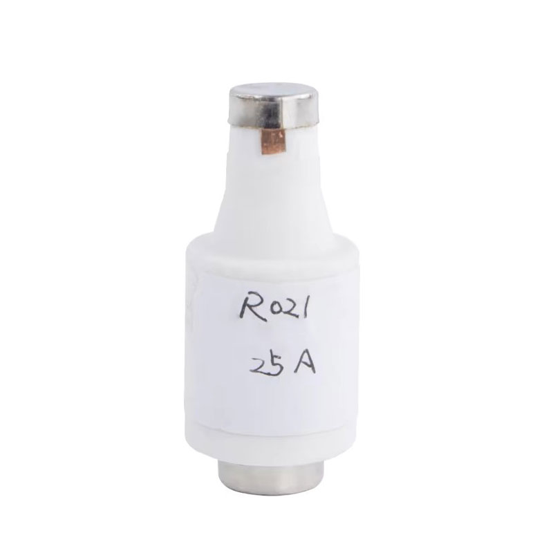 Cum să verificați dacă este suflată o siguranță în șurub