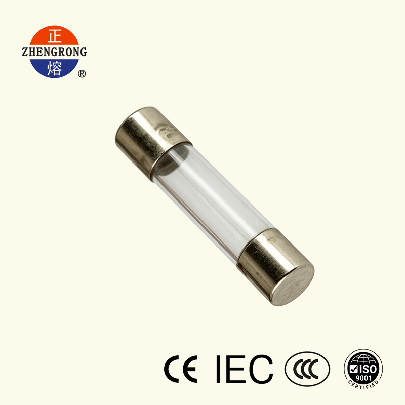Siguranță de 6*30mm 15A cu capacitate de rupere redusă de 250V