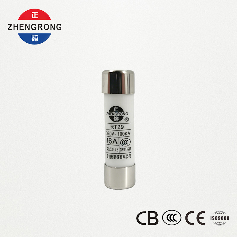 Comert cu ridicata 8,5*31,5 R014 16A sigurante personalizabile